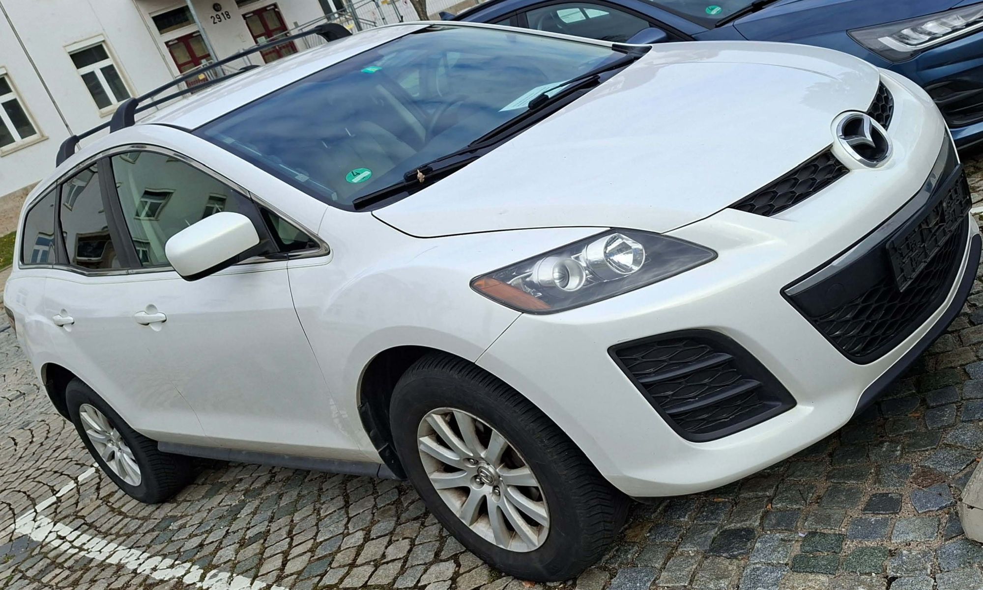 2010 MAZDA CX7 PICS_Page_1.jpg